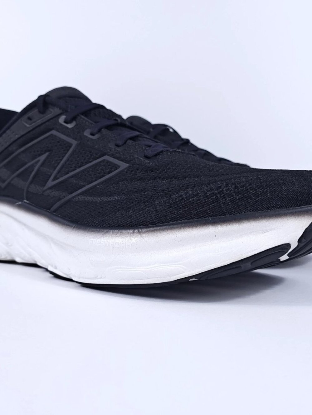 New Balance 1080 v13 Mens 12.5 Wide 2E Max Cushion Road Running Shoes Black